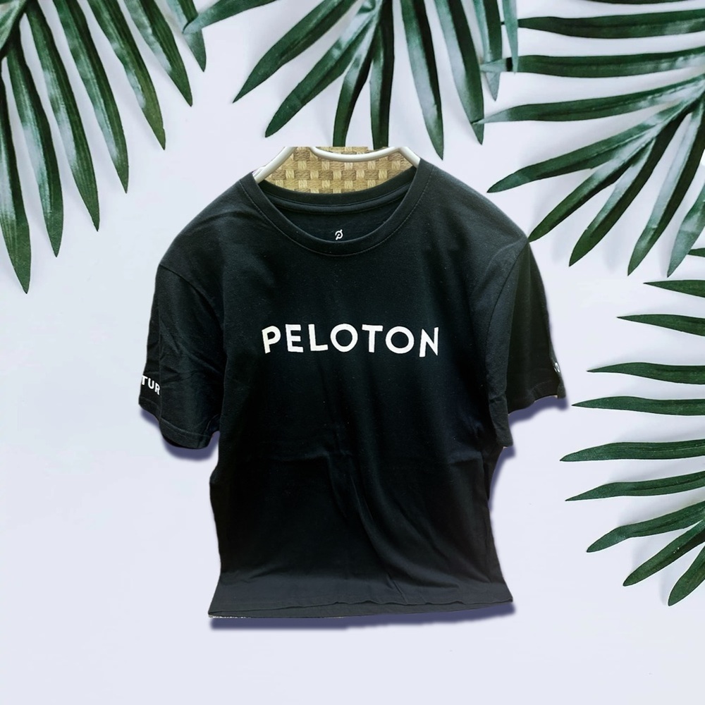 Women’s Peloton Black T-Shirt size M